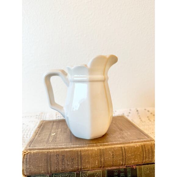 Heavy White Ceramic Country Farmhouse Goose Creamer Pitcher - Picture 3 of 5